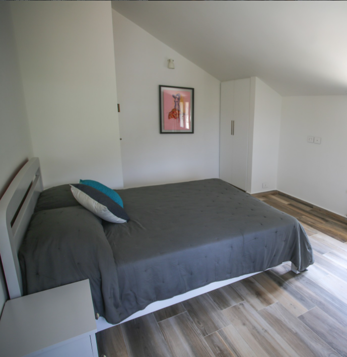 Room 05